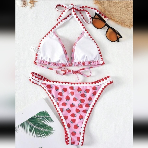 Shein Womens Strawberry Print Halter Triangle Bikini Swimsuit Set Size Large - Picture 2 of 9